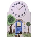 Horloge de cuisine en c&eacute;ramique d&eacute;cor de campagne et porte bleue