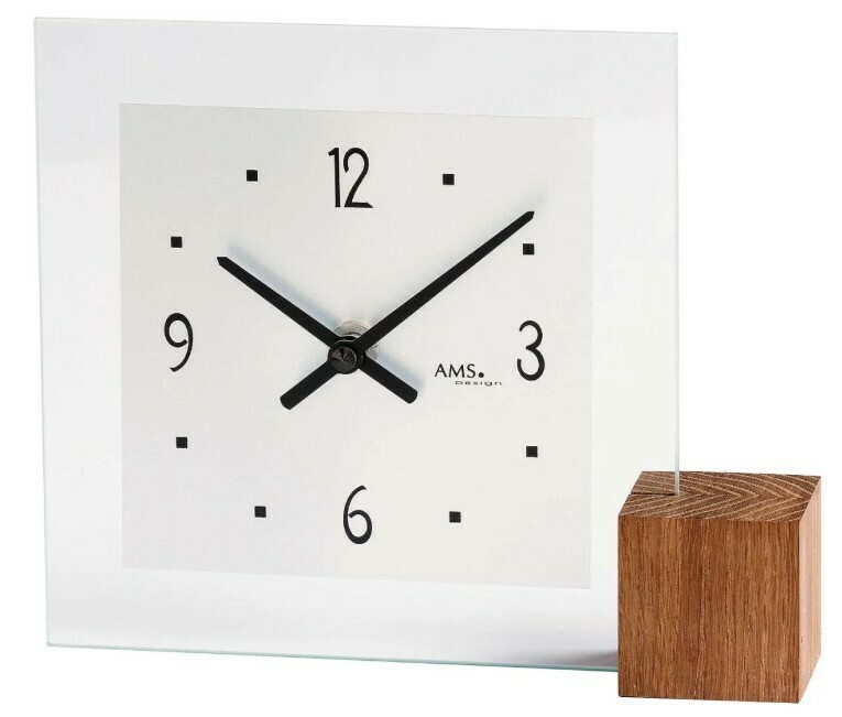 Pendule &agrave; poser moderne cadran gris aluminium carr&eacute; bois