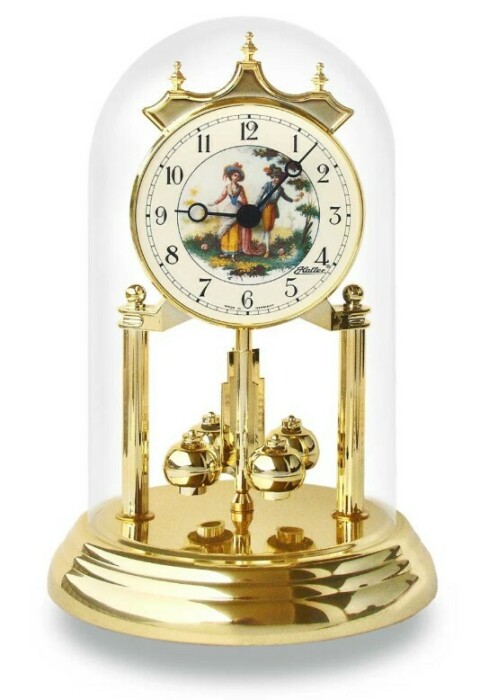 Pendule 400 jours en métal doré 23 cm cadran personnages cour royale