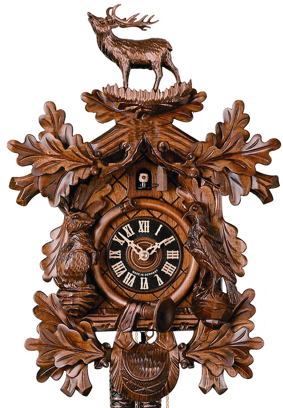 Horloge coucou m&eacute;canique traditionnel 1 jour cerf th&egrave;me chasse gros plan