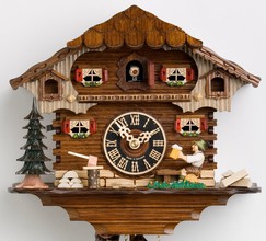 Horloge coucou chalet 1 jour buveur de bière gros plan