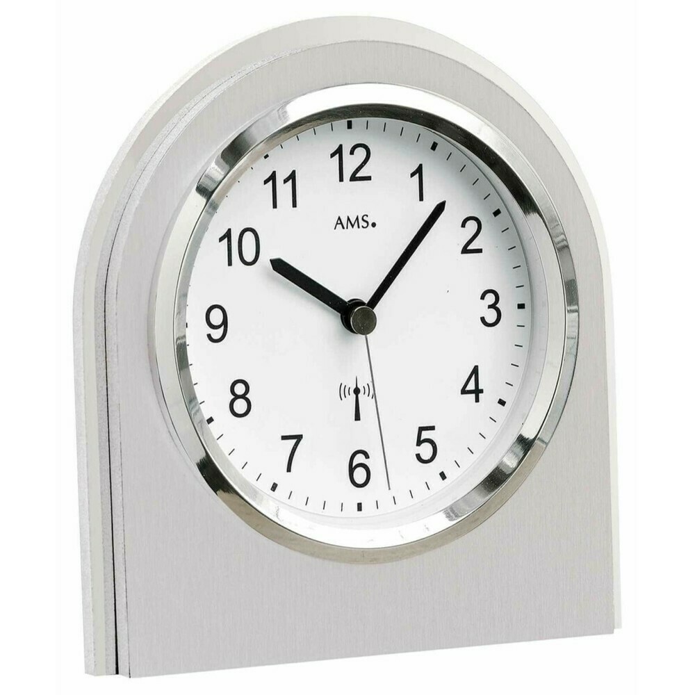 Pendule &agrave; poser argent&eacute;e en bois moderne radio-pilot&eacute;e