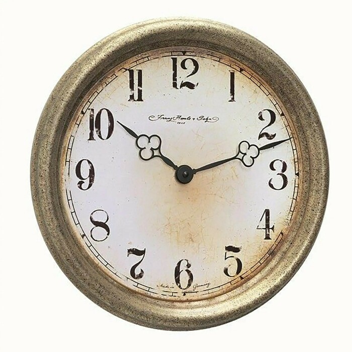 Horloge murale vintage ronde en laiton vieilli