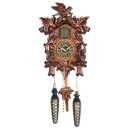 Horloge coucou traditionnelle for&ecirc;t noire avec &eacute;cureuils et oiseaux
