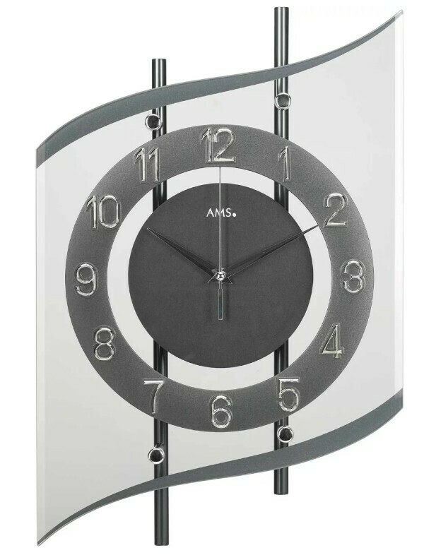 Pendule murale radio-pilot&eacute;e en m&eacute;tal gris et verre