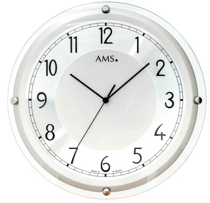 Horloge murale radio-pilotée en aluminium moderne