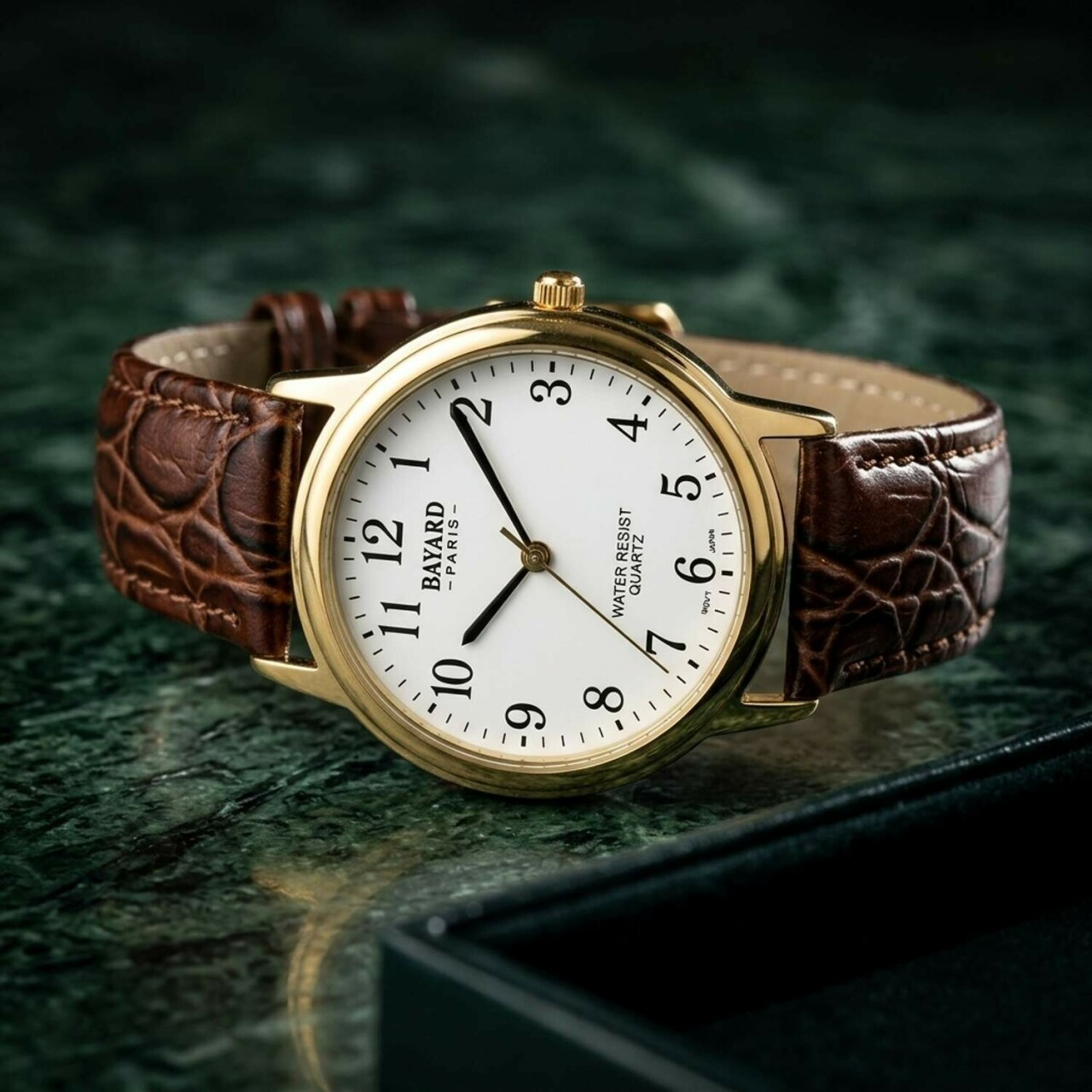 Montre &agrave; quartz ronde dor&eacute;e pour homme bracelet marron_details