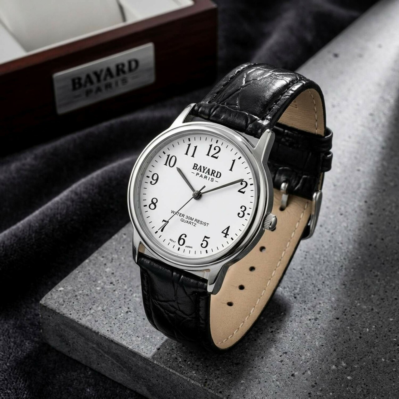 Montre &agrave; quartz ronde Bayard pour homme cadran blanc_details