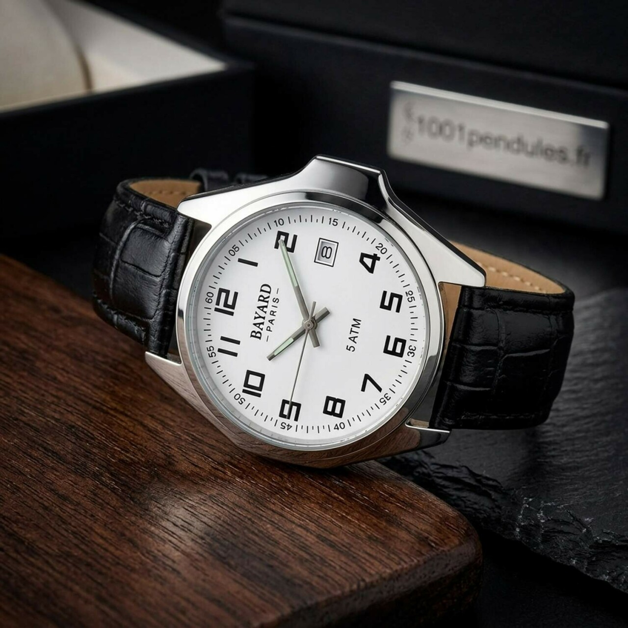 Montre &agrave; quartz ronde pour homme cadran blanc bracelet noir_details