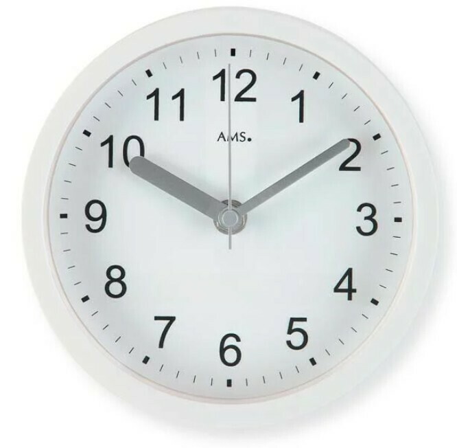 Pendule murale ronde radio pilot&eacute;e &eacute;tanche couleur blanc