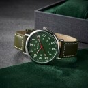 Montre dame ronde cadran vert Bayard_details
