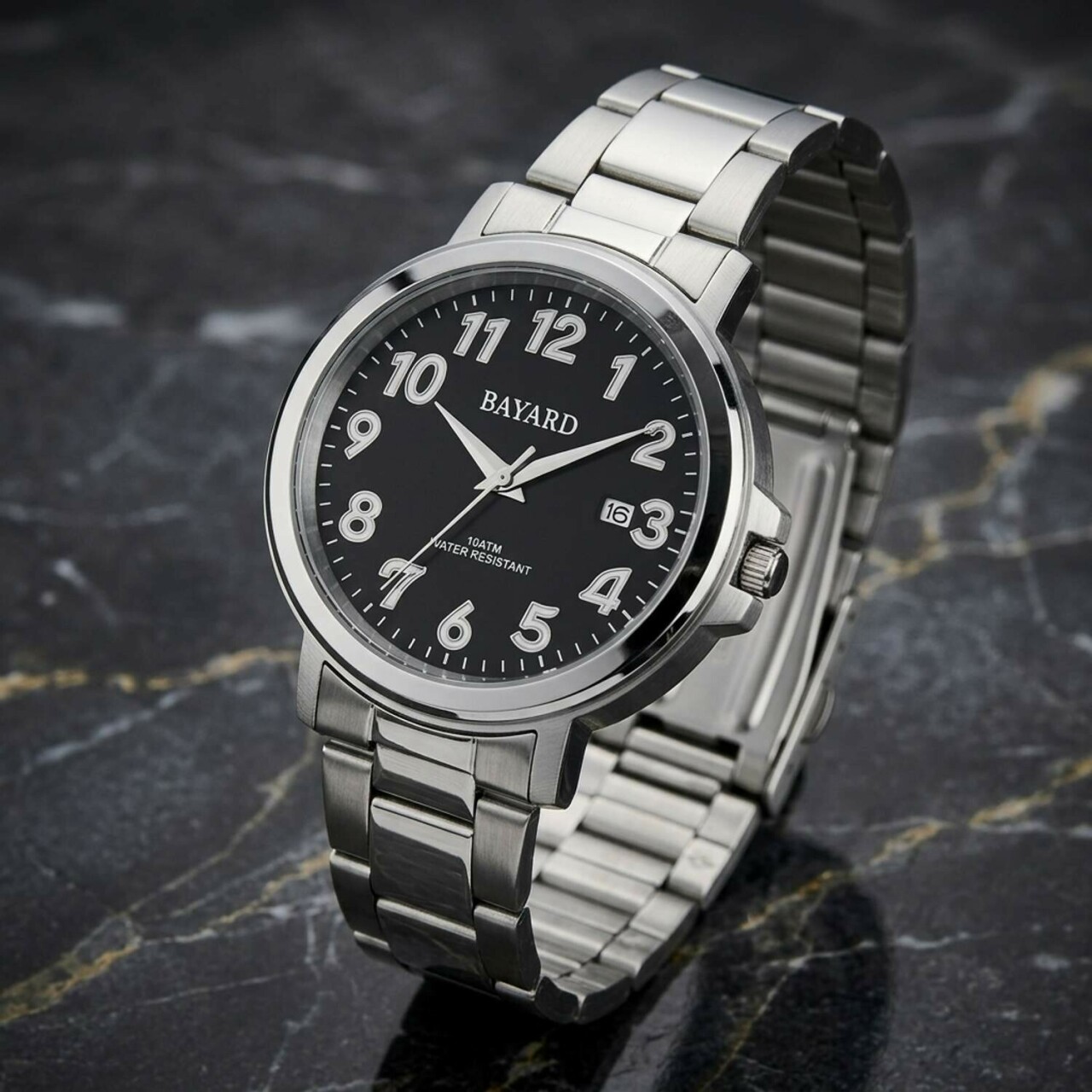 Montre pour homme cadran noir avec date boitier argent&eacute;_details