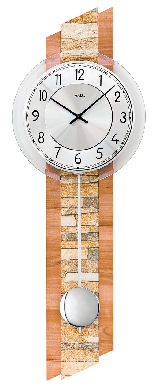 Horloge murale &agrave; balancier en bois de h&ecirc;tre avec incrustation de pierres naturelles