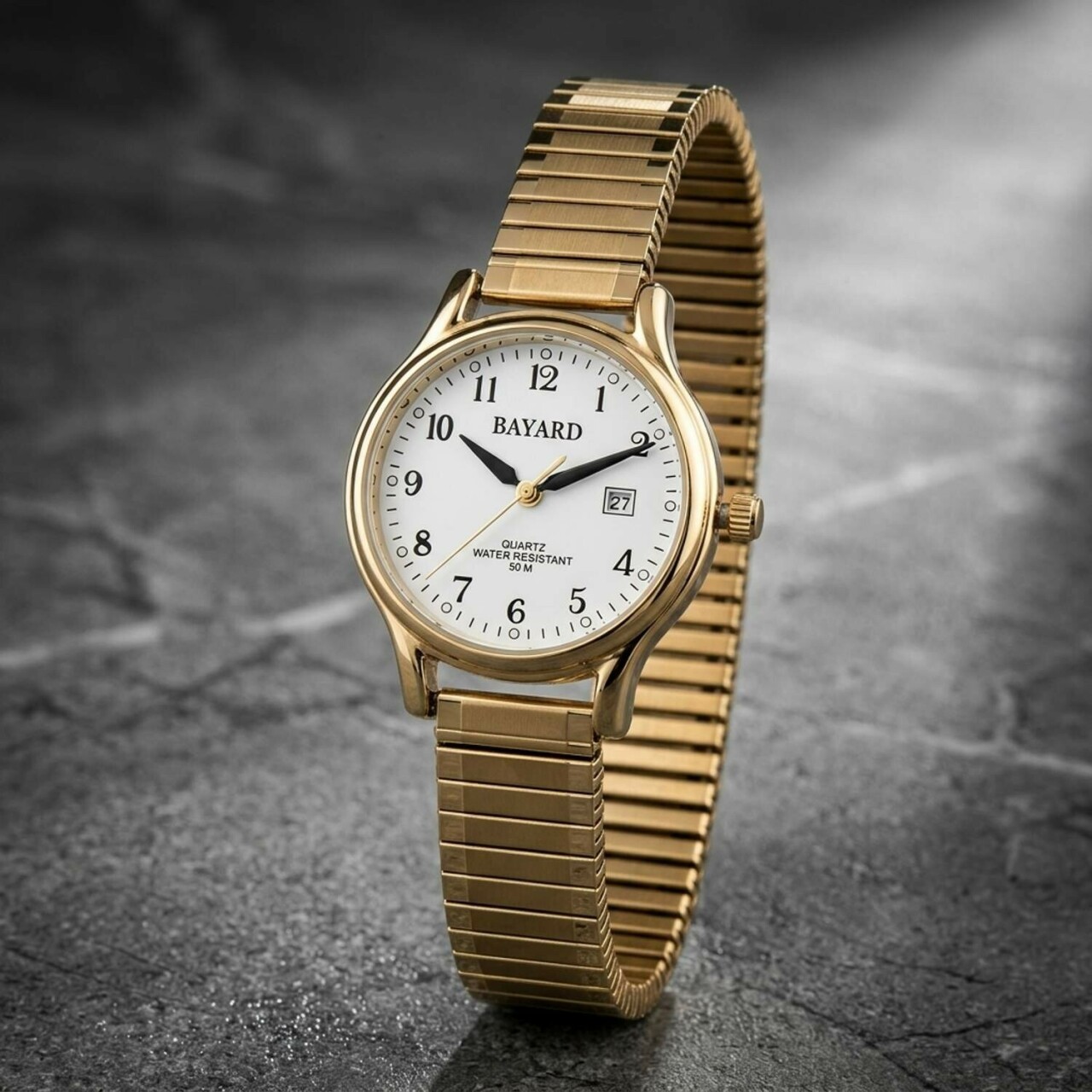 Montre pour femme dor&eacute;e bracelet extensible avec date_details