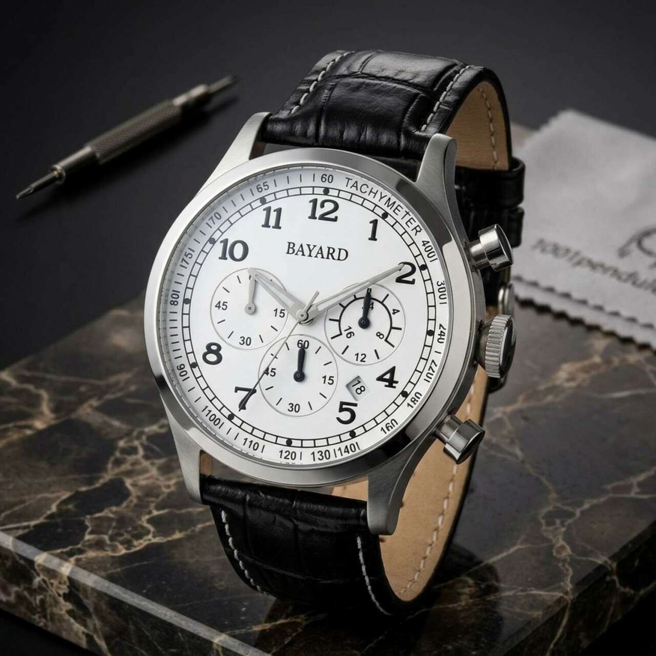 Montre chronom&egrave;tre Bayard ronde argent&eacute;e bracelet cuir noir avec date_details