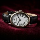 Montre TIMEX Cavatina ovale argent&eacute; 19 mm details