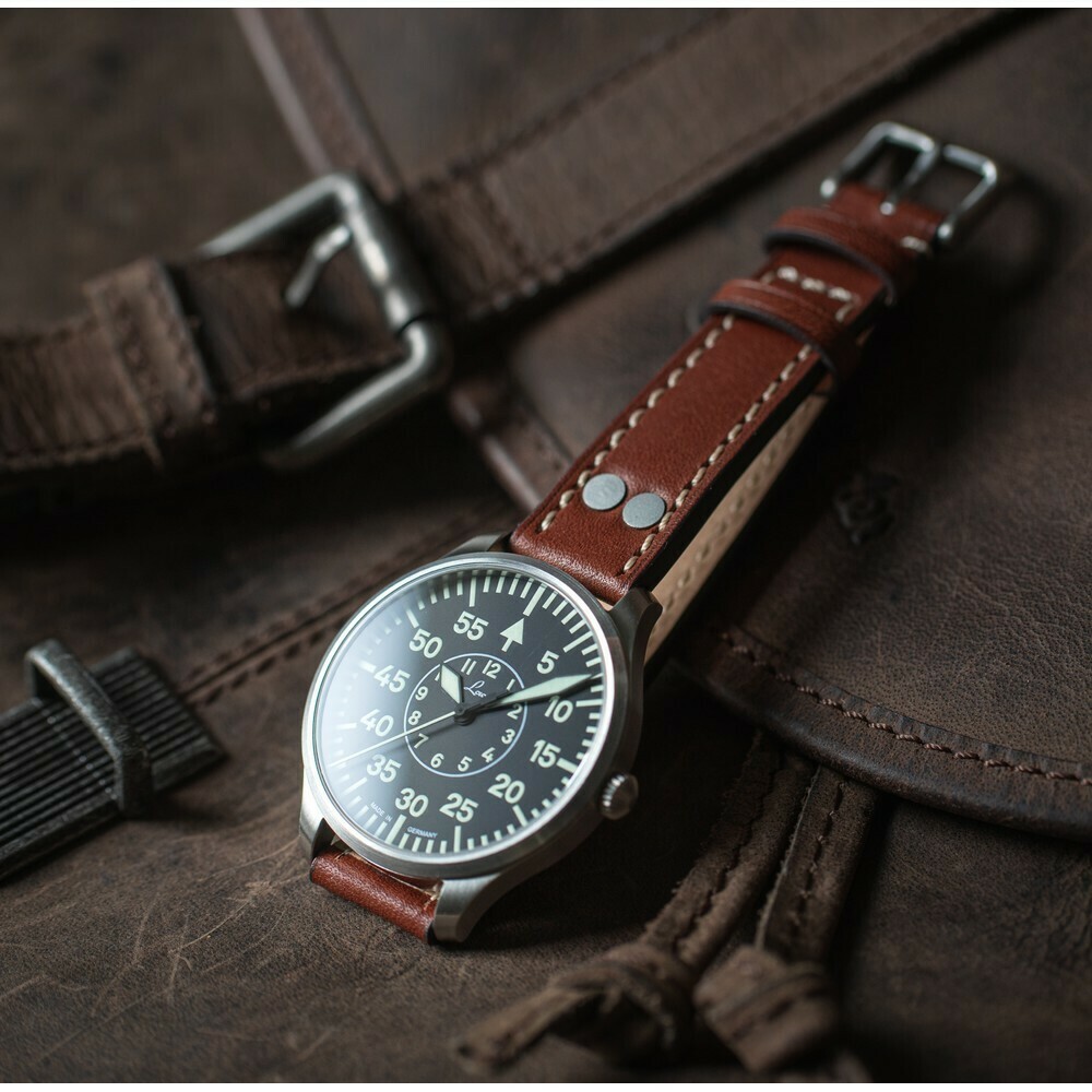 Montre Laco pilote Z&uuml;rich cadran noir 861806.2 lifestyle