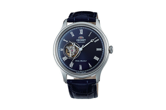 Montre automatique cadran bleu boitier argent&eacute; pour homme mouvement apparent