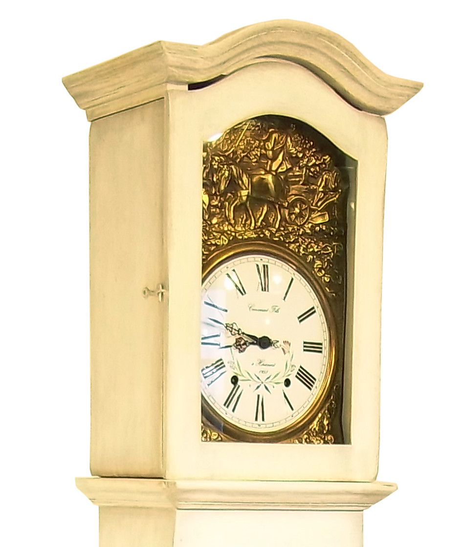 Horloge comtoise traditionnelle en bois de ch&ecirc;ne peint blanc_haut