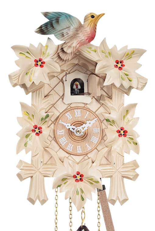Horloge coucou &agrave; piles couleur naturelle gros plan