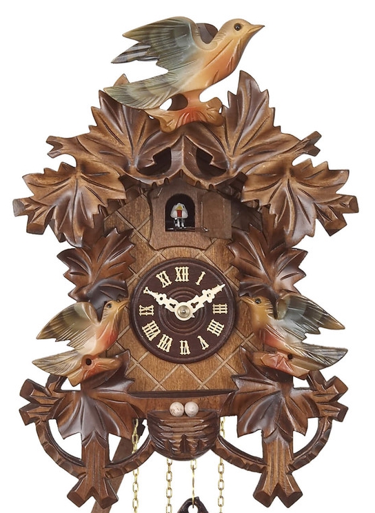 Horloge coucou m&eacute;canique traditionnel 1 jour oiseaux gros plan