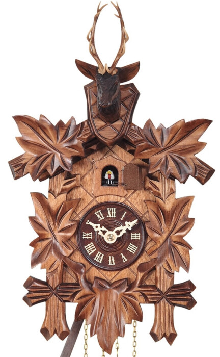 Horloge coucou à pile à mélodie "tête de cerf" gros plan
