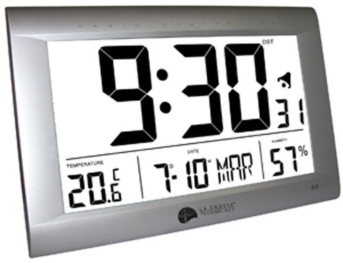 la crosse technology atomic clock with temperature horloge à poser digitale entourage gris la crosse technology atomic clock with temperature horloge à poser digitale entourage gris