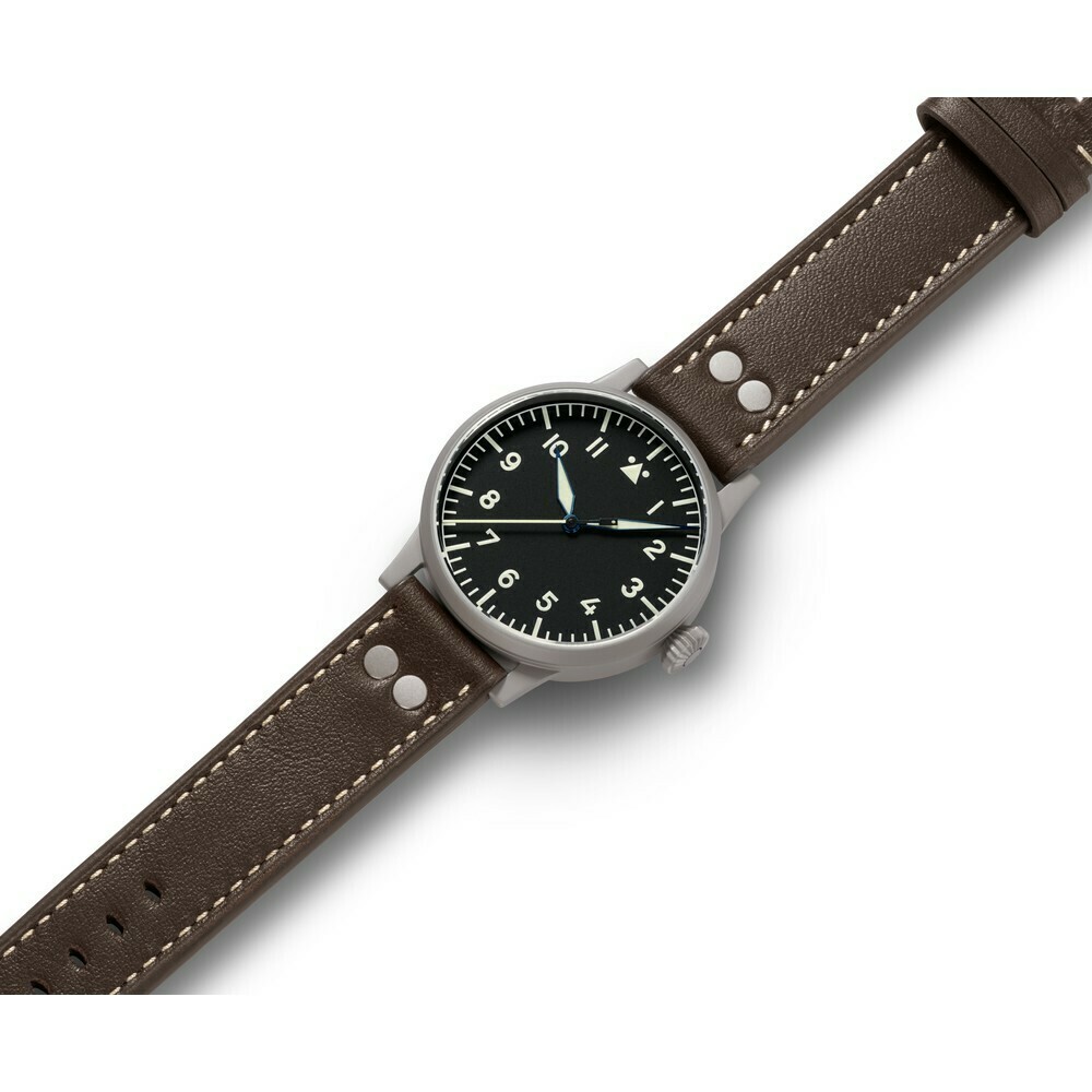 Montre Laco automatique M&uuml;nster acier sabl&eacute; 861748 pos&eacute;e