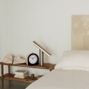 R&eacute;veil matin noir et bois &agrave; sonnerie progressive_d&eacute;cor