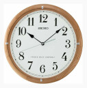 Pendule murale radio-pilot&eacute;e en bois Seiko