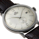 Montre automatique Orient petite seconde cr&egrave;me homme RA-AP0003S pos&eacute;e