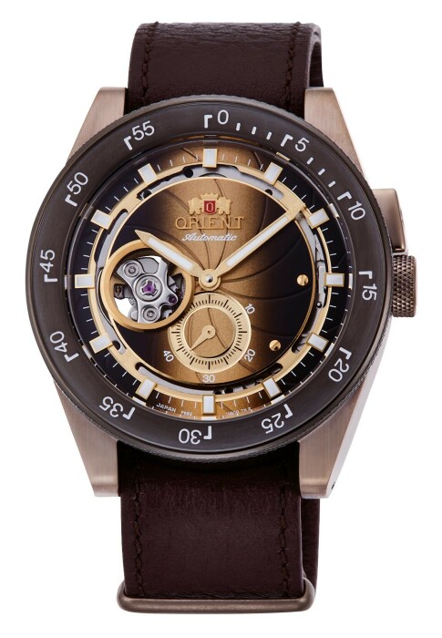 Montre automatique marron et cuivrée pour homme avec mouvement apparent