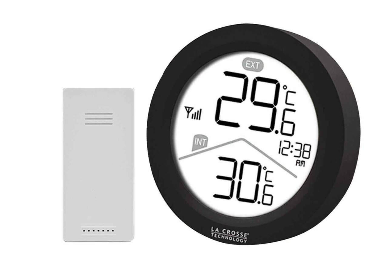 Station m&eacute;t&eacute;o radio-pilot&eacute;e ronde &agrave; poser