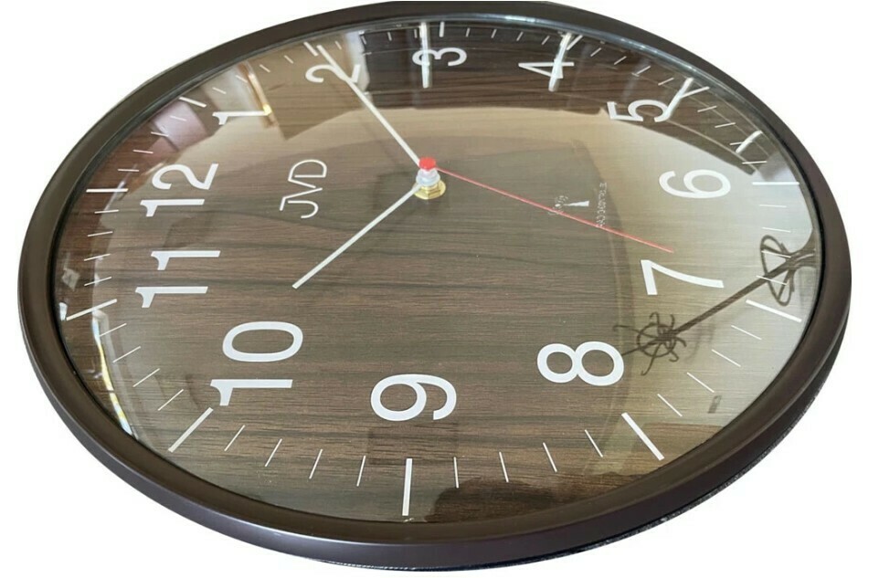 Horloge murale radio pilot&eacute;e ronde aspect bois_profil