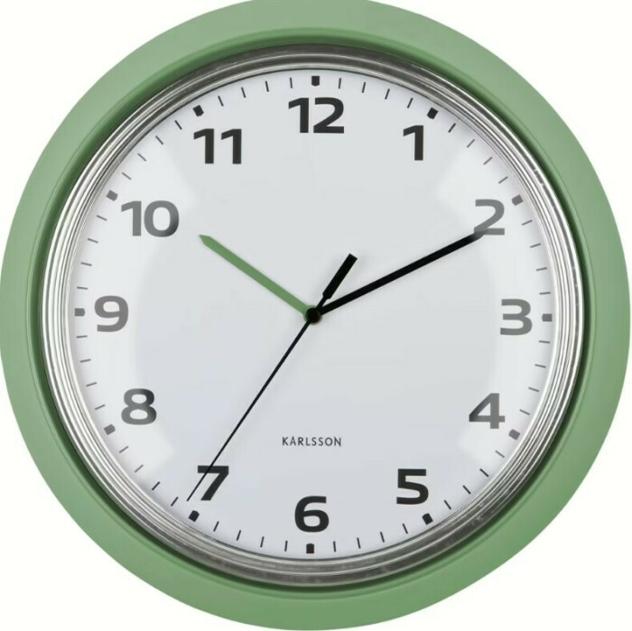 Horloge murale moderne silencieuse en métal vert