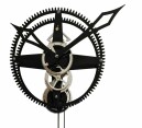 Horloge comtoise moderne noire squelette_zoom aiguilles dor&eacute;es